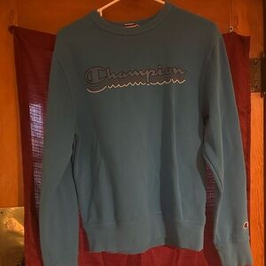 Women’s blue Champion pull over, size small